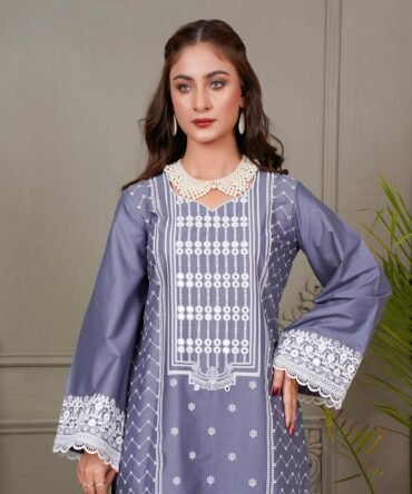 Elegant Purple Kurta: A Touch of Royal Sophistication